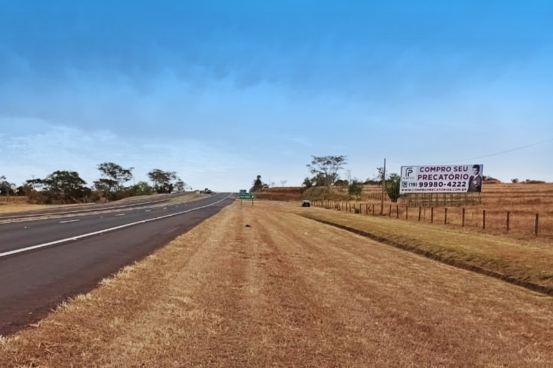SP 300 - Rod. Marechal Rondon - Km 626+600m